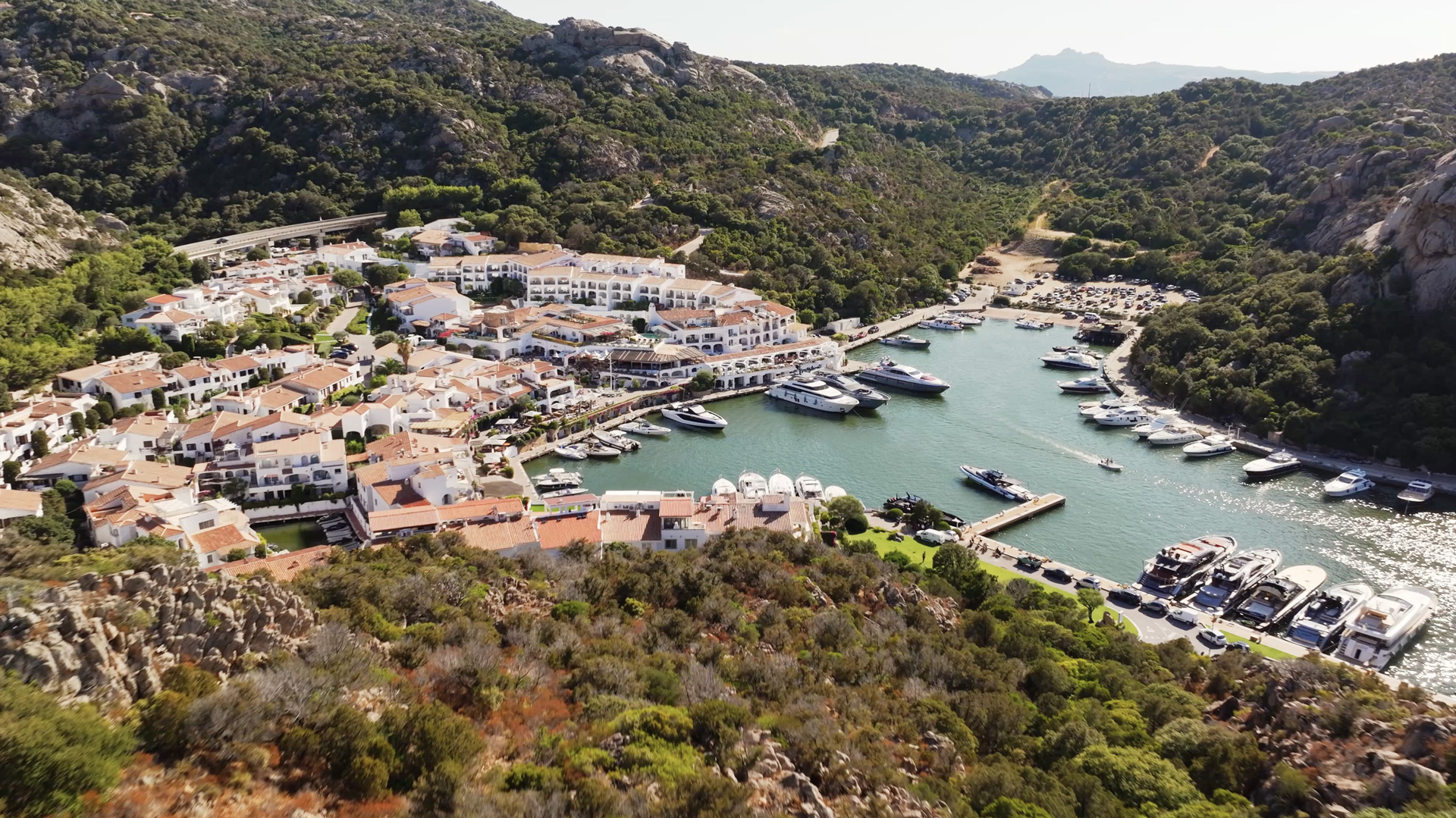 w-residences-sardinia-poltu-quatu.jpg